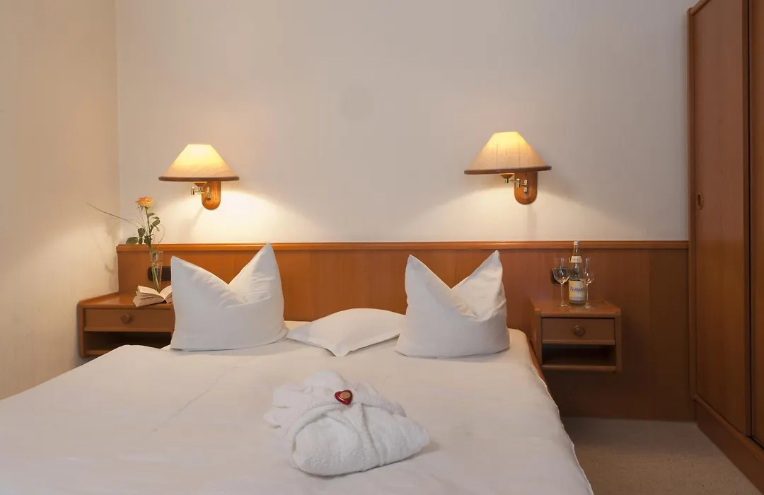Hotel Parkfrieden-1